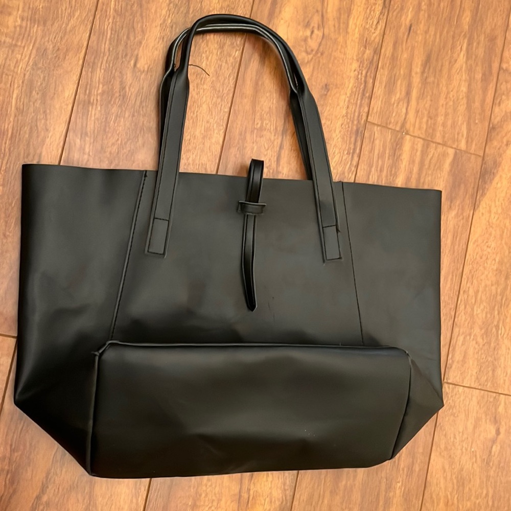 SAKS black tote